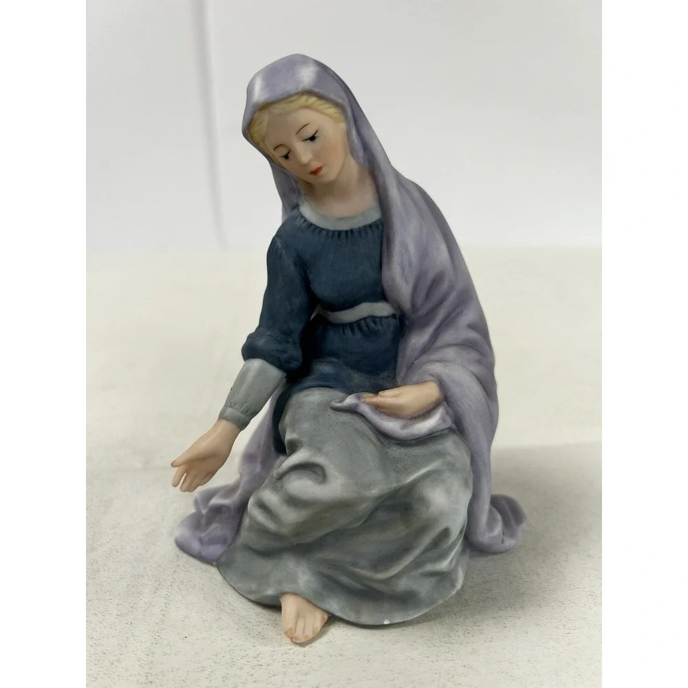 Lenox The Renaissance Nativity MARY 1991 Figurine Christmas Holiday Porcelain